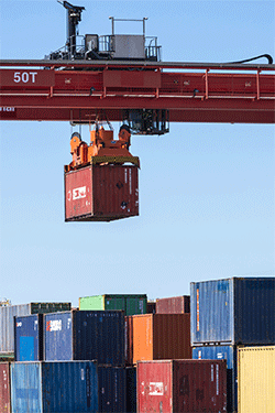 Weighing sea containers